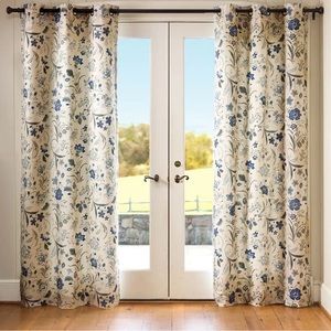Plow & Hearth 92337-BL Jacobean Thermalogic Grommet-Top Curtain, Blue